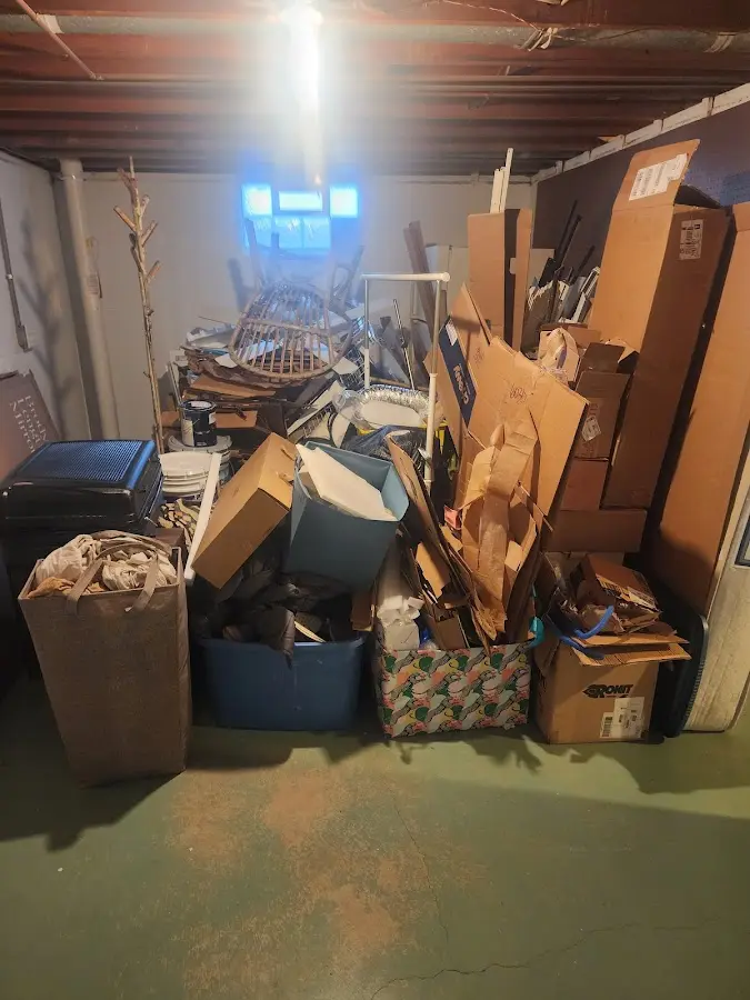 Roll-off dumpster container at job site for 20 Yard Dumpster Rental in Fruitridge Pocket